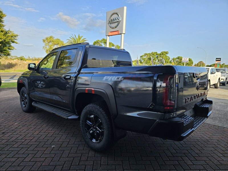 2026 Nissan Navara PRO-4X 4WD Auto image 5