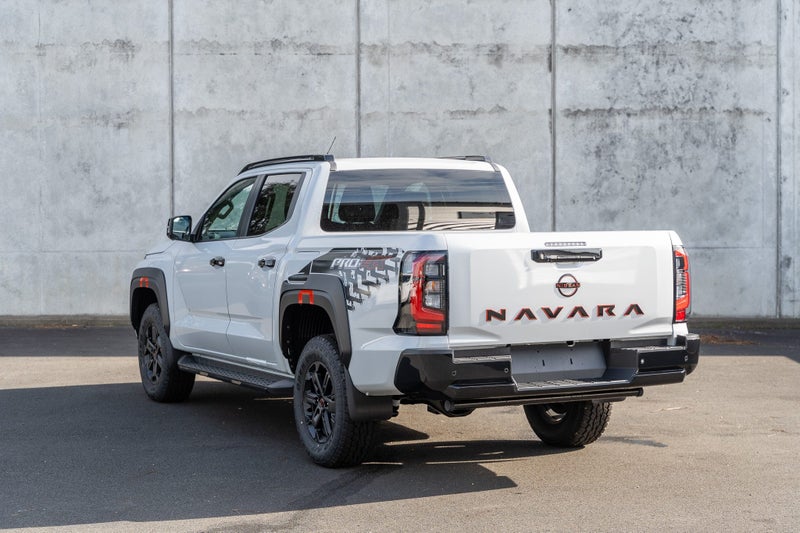 2026 Nissan Navara Pro-4x 4WD D/C Auto image 3