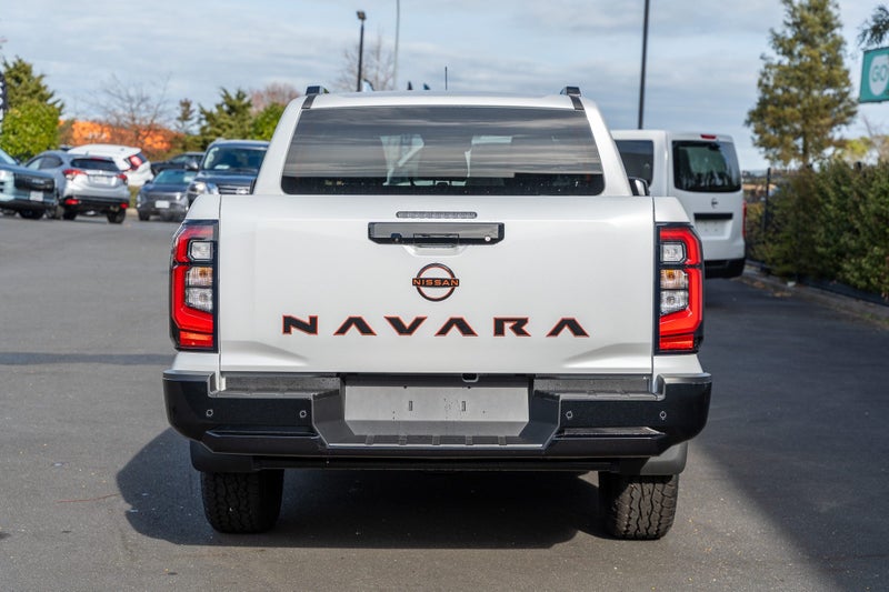 2026 Nissan Navara Pro-4x 4WD D/C Auto image 4