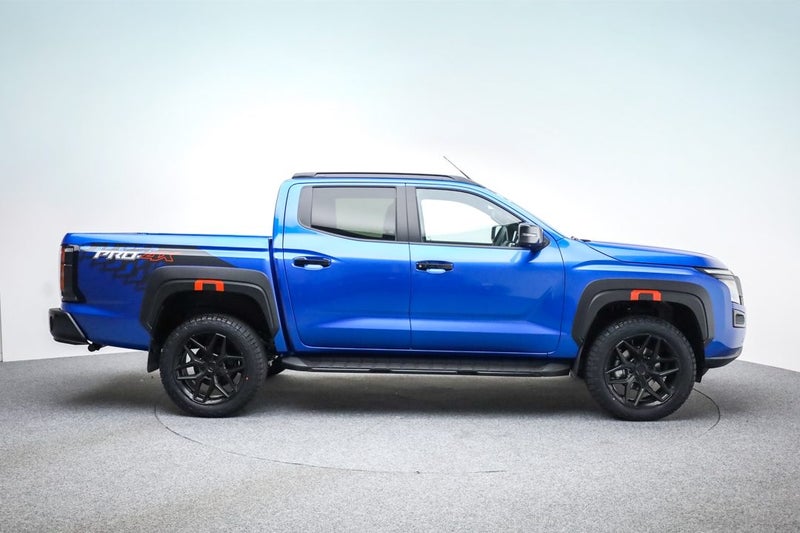 2026 Nissan Navara Pro-4x 4WD D/C Auto image 4