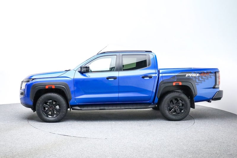 2026 Nissan Navara Pro-4x 4WD D/C Auto image 4