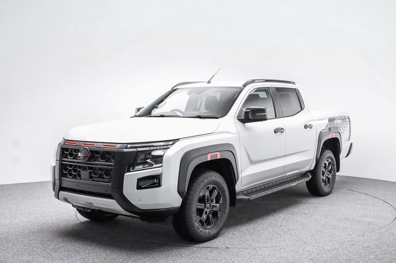 2026 Nissan Navara Pro-4x 4WD D/C Auto image 3