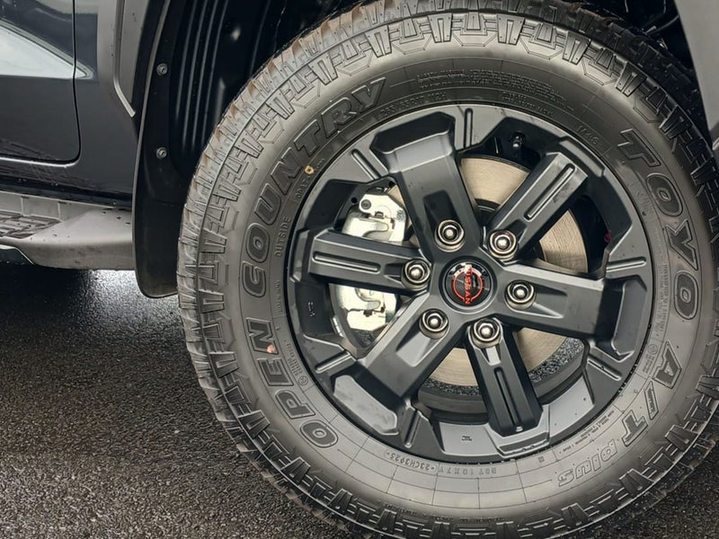 2026 Nissan Navara Pro-4X 4X4 image 2
