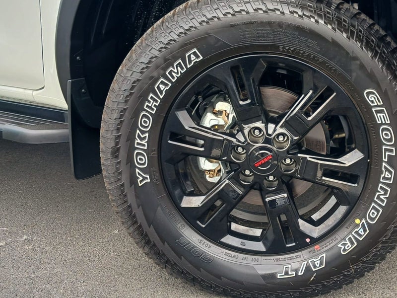 2026 Nissan Navara Pro-4X 4x4 image 2