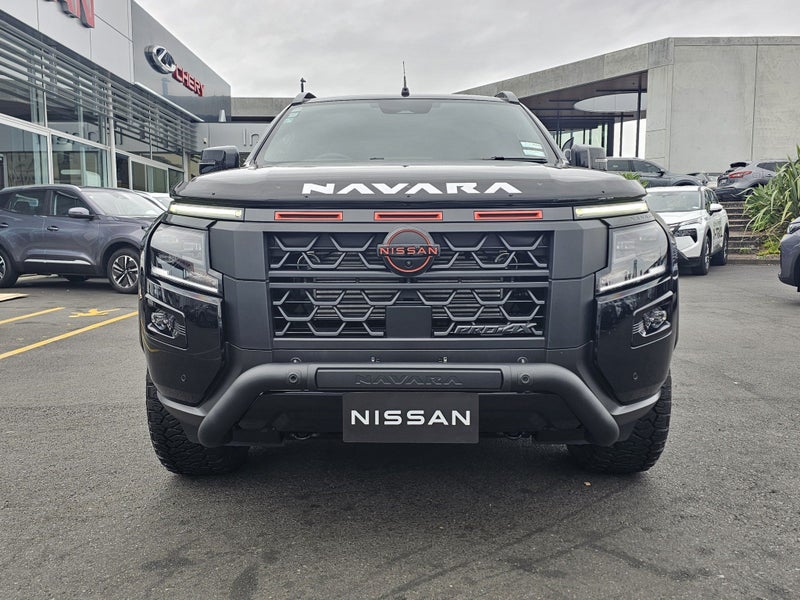 2026 Nissan Navara PRO-4X SPORT image 3