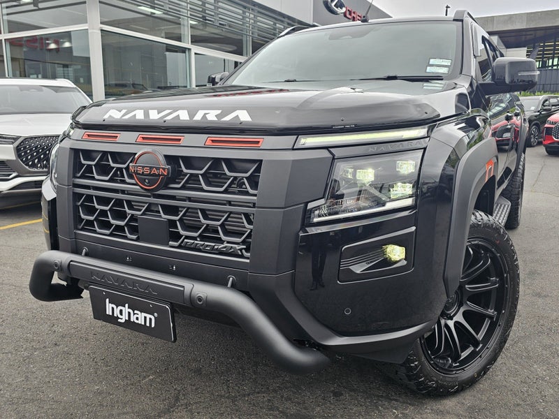 2026 Nissan Navara PRO-4X SPORT X image 3