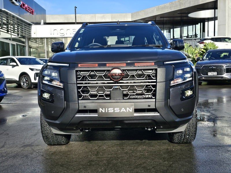 2026 Nissan Navara PRO-4X STEALTH image 4