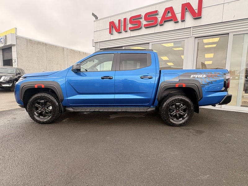 2026 Nissan Navara Pro4X image 2