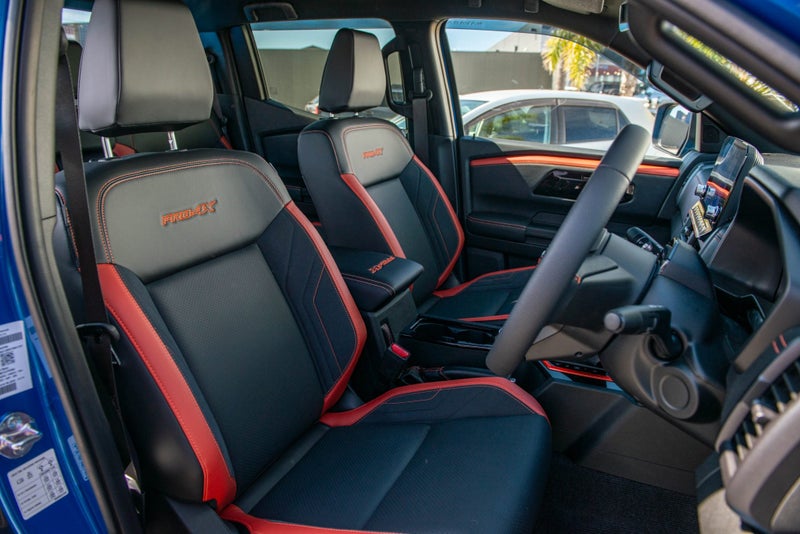 2026 Nissan Navara Pro4X 2.4D 4WD Auto D-Cab image 3