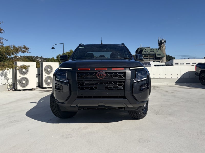 2026 Nissan Navara PRO4X 4WD D/C Auto image 3