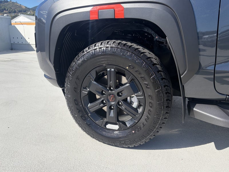 2026 Nissan Navara PRO4X 4WD D/C Auto image 5