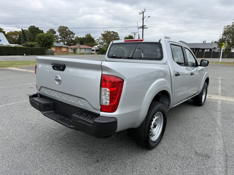 2026 Nissan Navara SL 2.3D 4WD 7A Double Cab - image 3