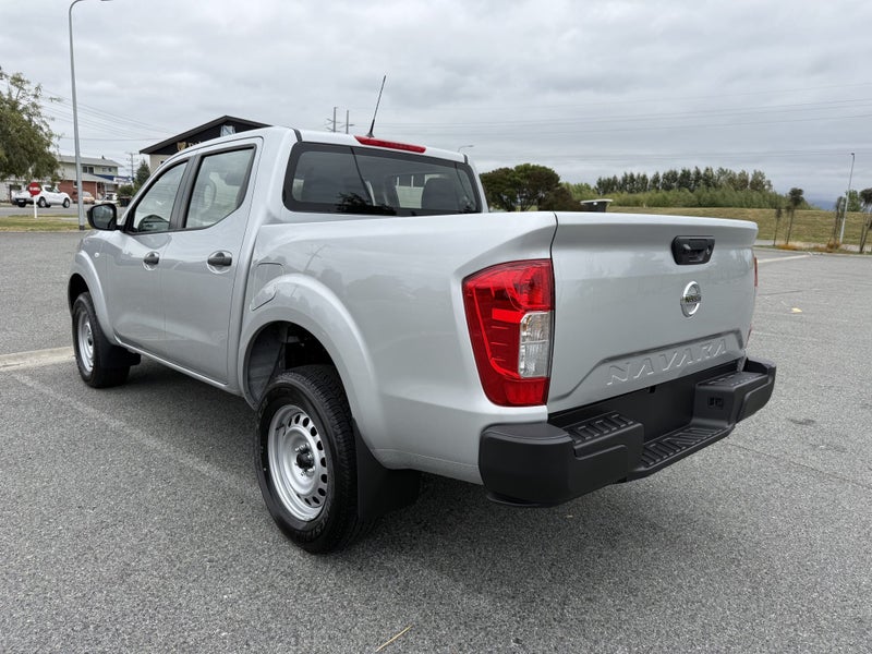 2026 Nissan Navara SL 2.3D 4WD 7A Double Cab - image 4