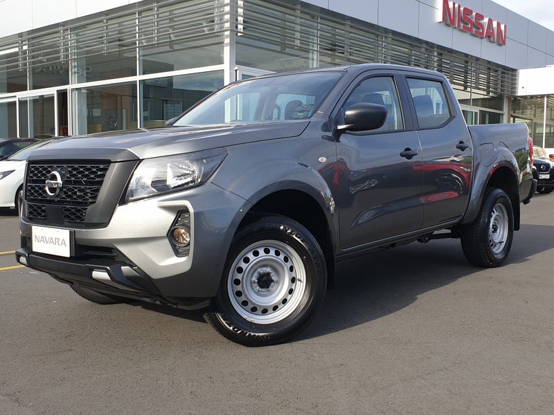 2026 Nissan Navara SL 4WD image 2