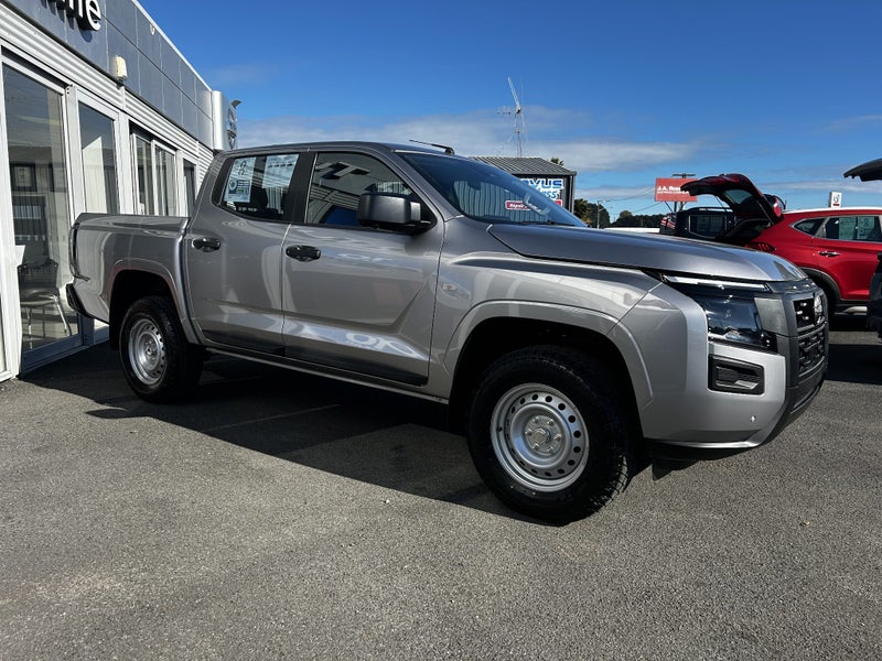 2026 Nissan Navara SL 4WD Auto image 3