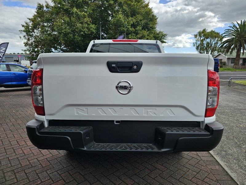 2026 Nissan Navara SL 4WD Auto image 4
