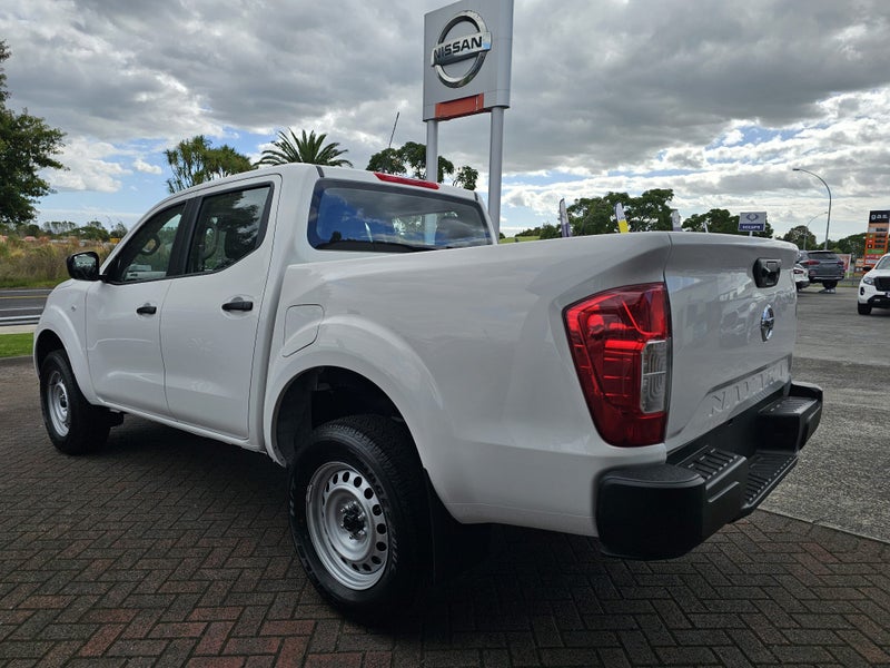 2026 Nissan Navara SL 4WD Auto image 5
