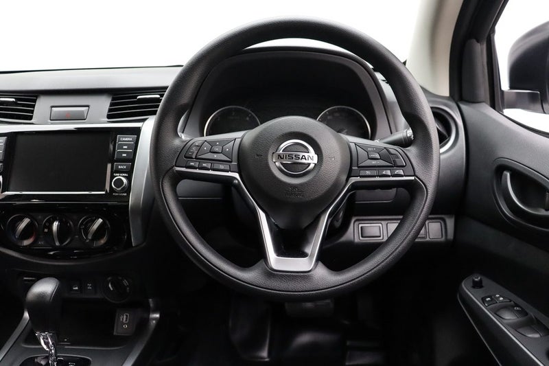 2026 Nissan Navara SL 4WD D/C Auto image 5