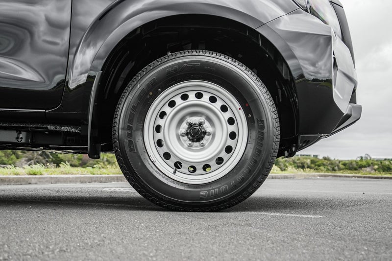 2026 Nissan Navara SL 4WD DC 7AT image 4