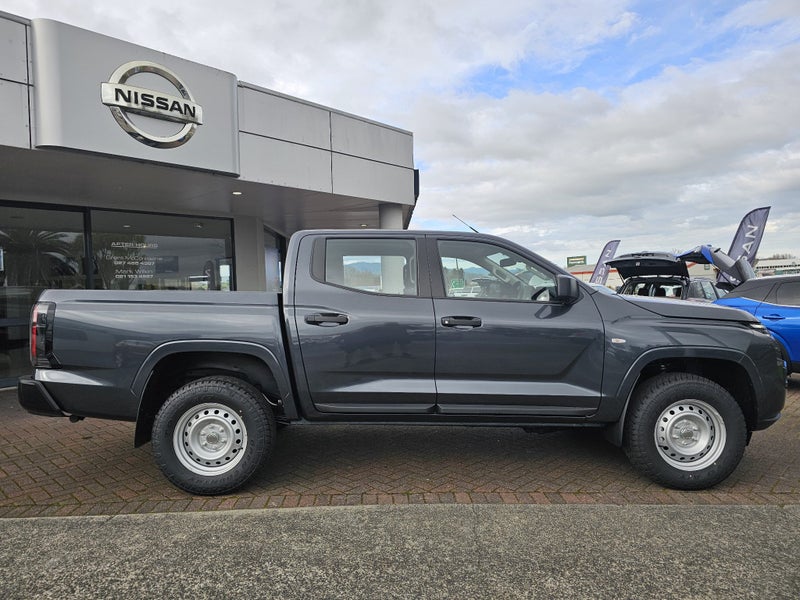 2026 Nissan Navara SL 4X4 image 2