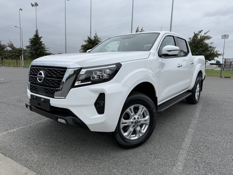 2026 Nissan Navara ST 2.3D 4WD 7A Double Cab - image 2