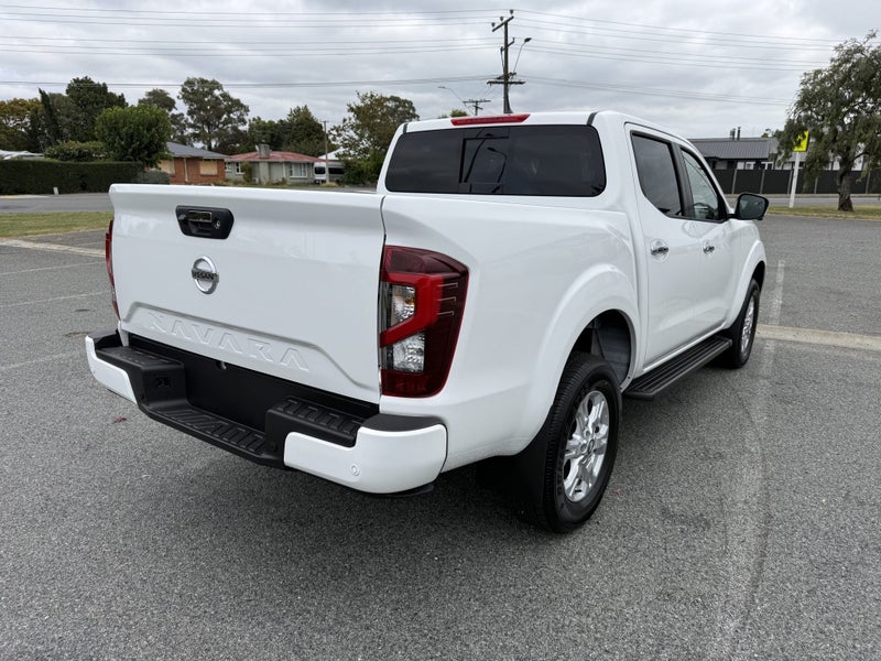 2026 Nissan Navara ST 2.3D 4WD 7A Double Cab - image 3