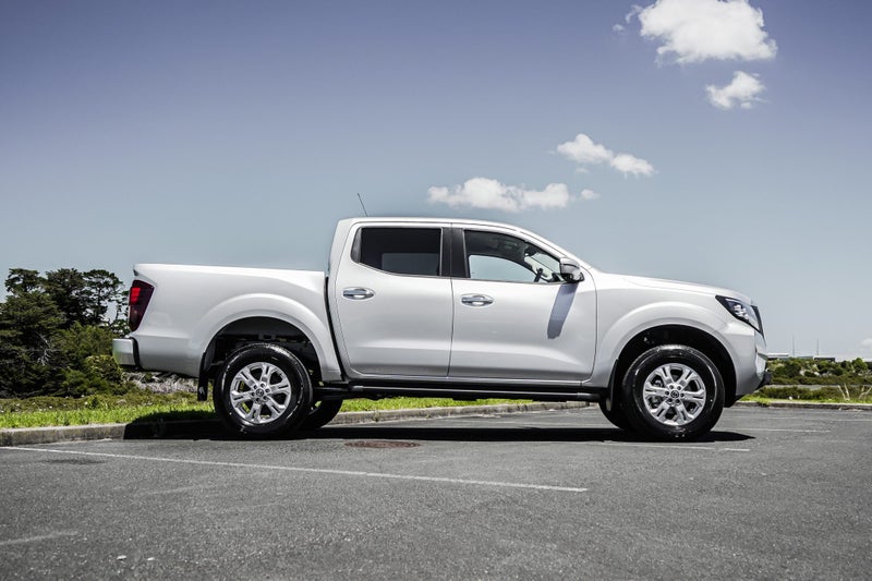 2026 Nissan Navara ST 2.3D/4Wd/7At image 3