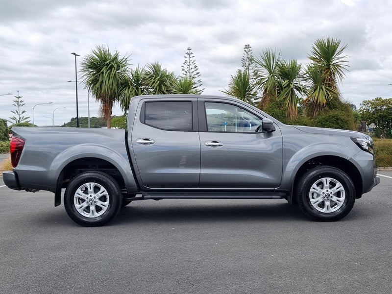 2026 Nissan Navara St 2.3Diesel/4WD/7 Speed Auto image 4