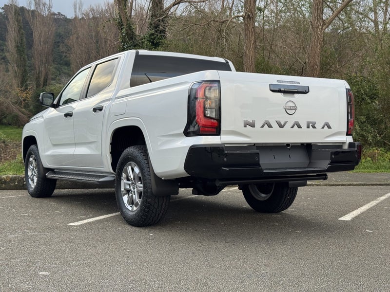 2026 Nissan Navara St 2.4D/4Wd/6At image 3