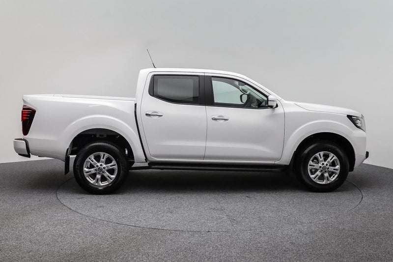 2026 Nissan Navara ST 4WD D/C Auto image 5