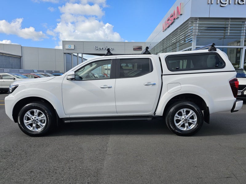 2026 Nissan Navara ST 4WD TRADIE PACK image 5