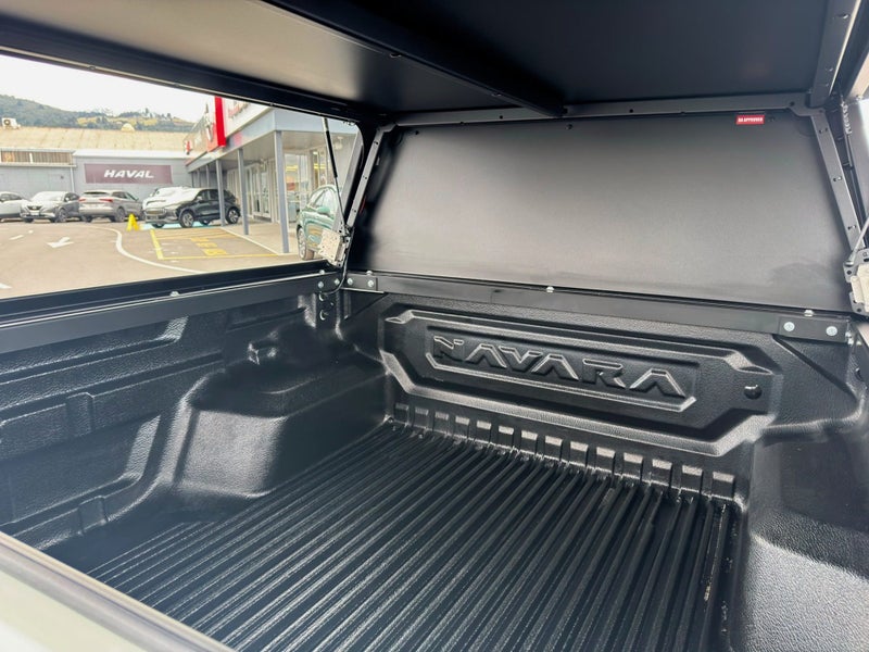2026 Nissan Navara ST-X 2.4D 4WD image 5