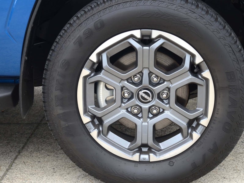 2026 Nissan Navara ST-X 2.4D 4WD image 4