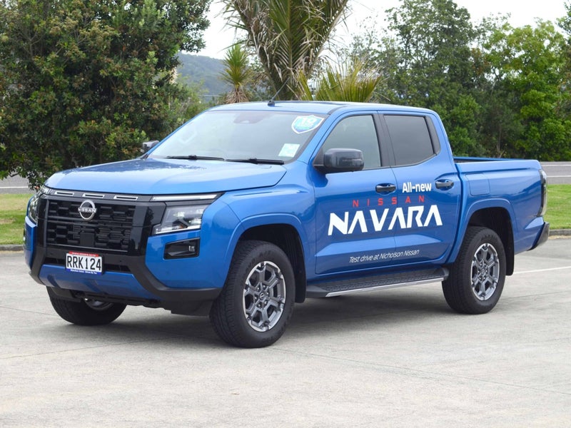 2026 Nissan Navara ST-X 2.4D 4WD image 5
