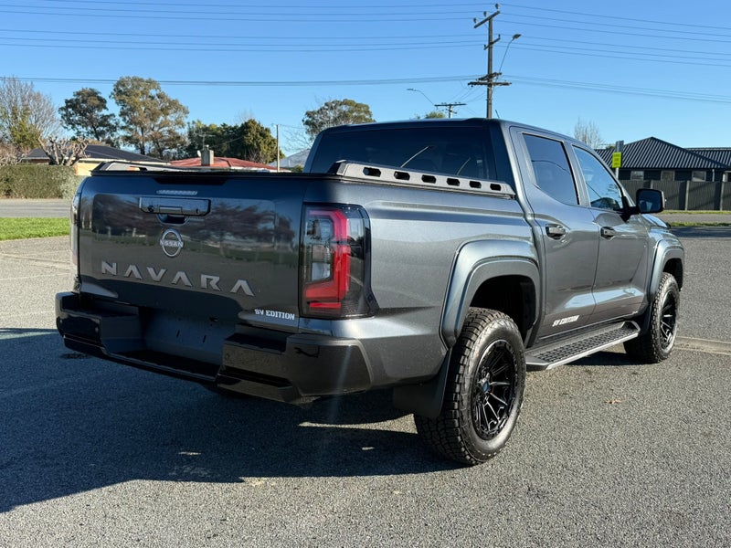 2026 Nissan Navara ST-X 2.4D/4WD/6AT - SV Editi... image 3