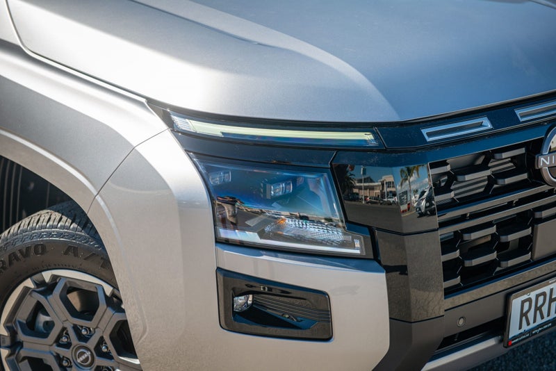 2026 Nissan Navara ST-X 2.4D 4WD Auto D-Cab image 5