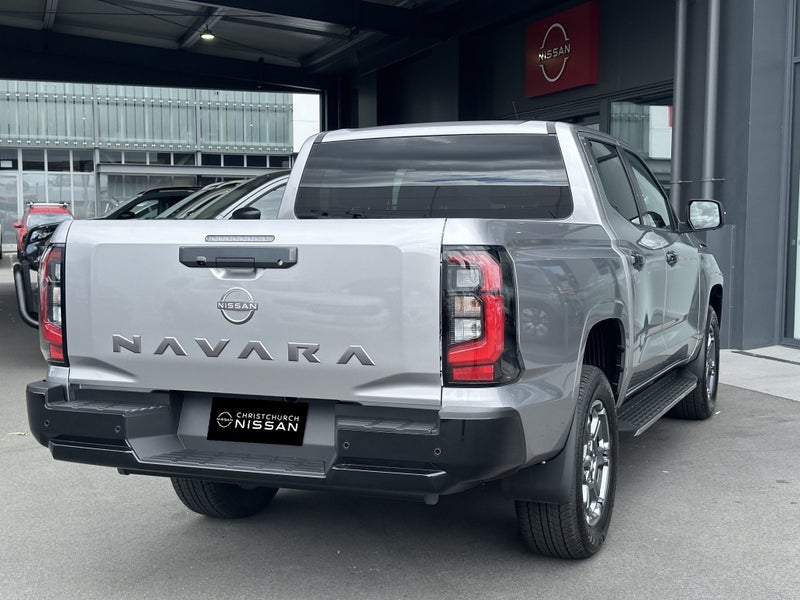 2026 Nissan Navara ST-X 2.4L Bi-Turbo image 4