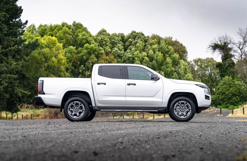 2026 Nissan Navara ST-X 4WD 2.4 BiTurbo Double Cab image 5