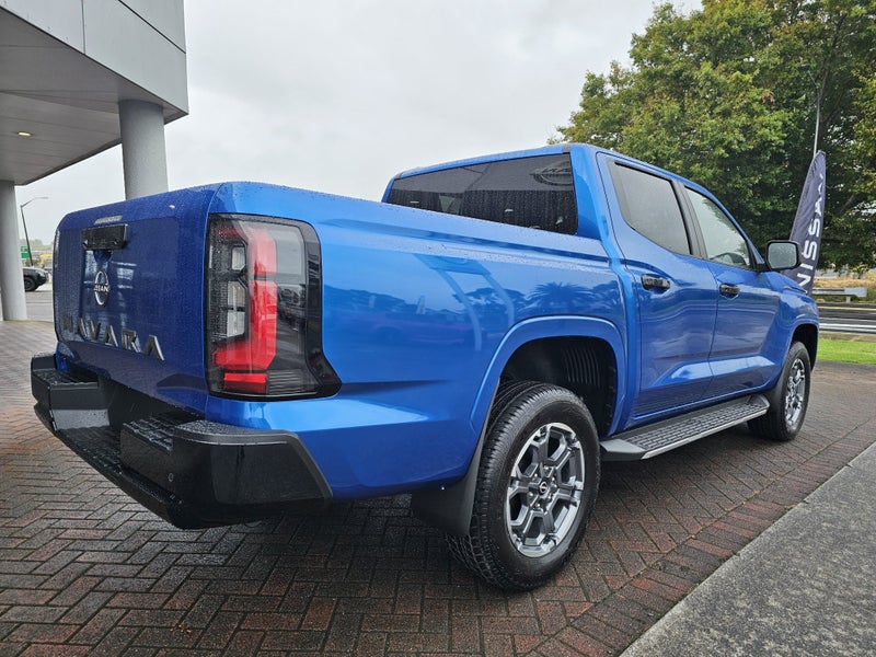 2026 Nissan Navara ST-X 4WD/4x4 image 3