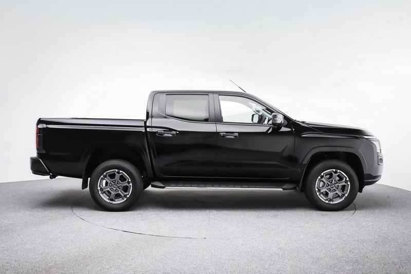 2026 Nissan Navara ST-X 4WD D/C Auto image 5