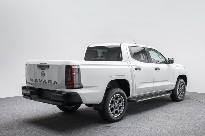 2026 Nissan Navara ST-X 4WD D/C Auto image 4