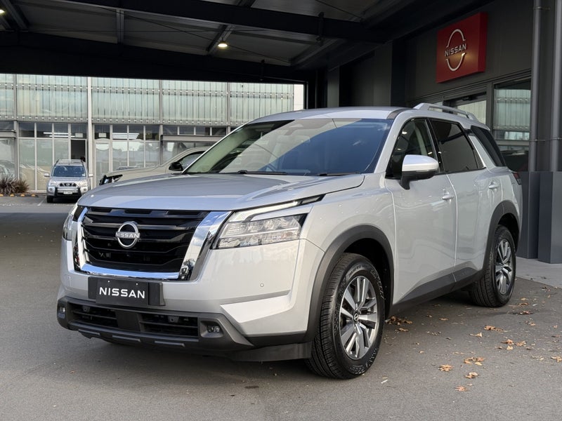 2026 Nissan Pathfinder Ti 3.5P 4WD image 2