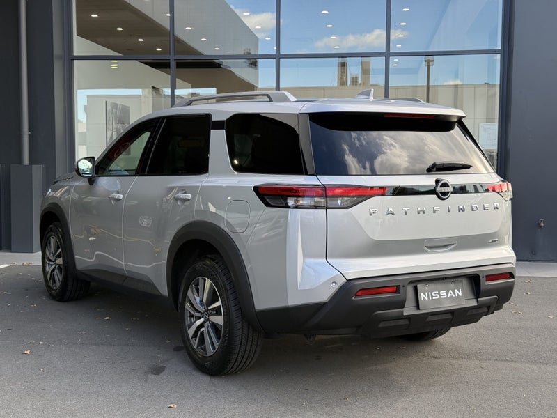 2026 Nissan Pathfinder Ti 3.5P 4WD image 4