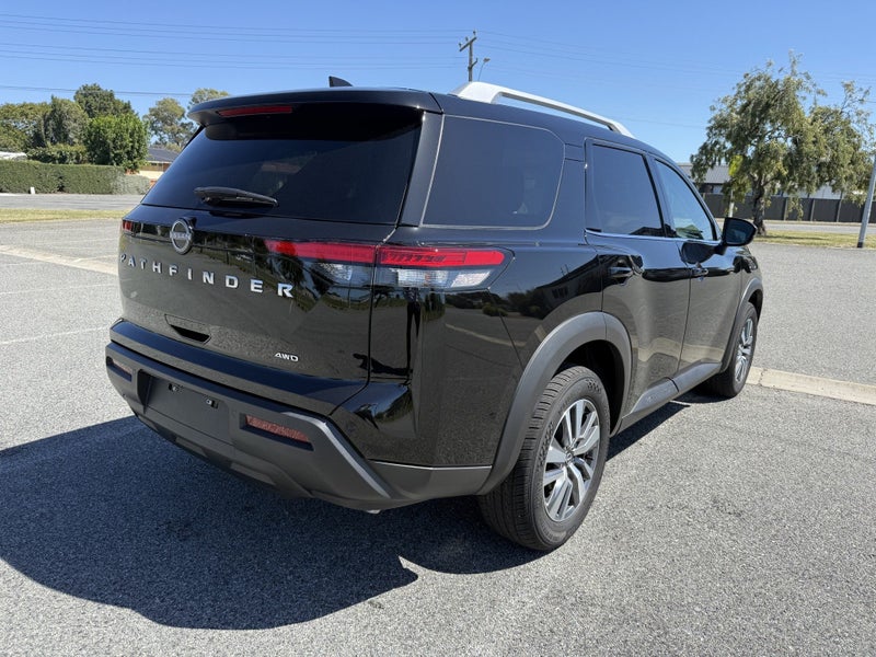 2026 Nissan Pathfinder TI 3.5P 4WD 9A SUV - image 3