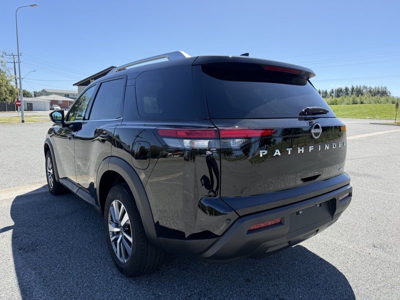 2026 Nissan Pathfinder TI 3.5P 4WD 9A SUV - image 4