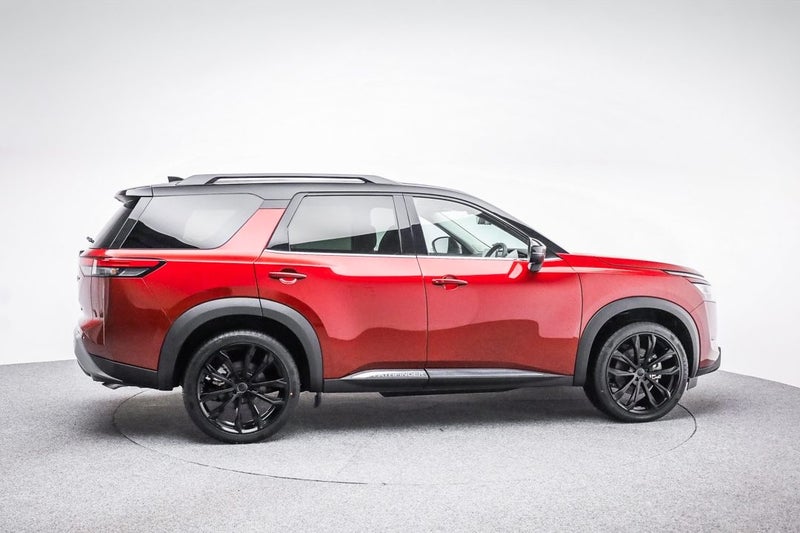 2026 Nissan Pathfinder Ti-L 4WD 7 Seat image 4