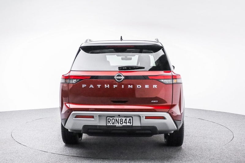 2026 Nissan Pathfinder Ti-L 4WD 7 Seat image 5