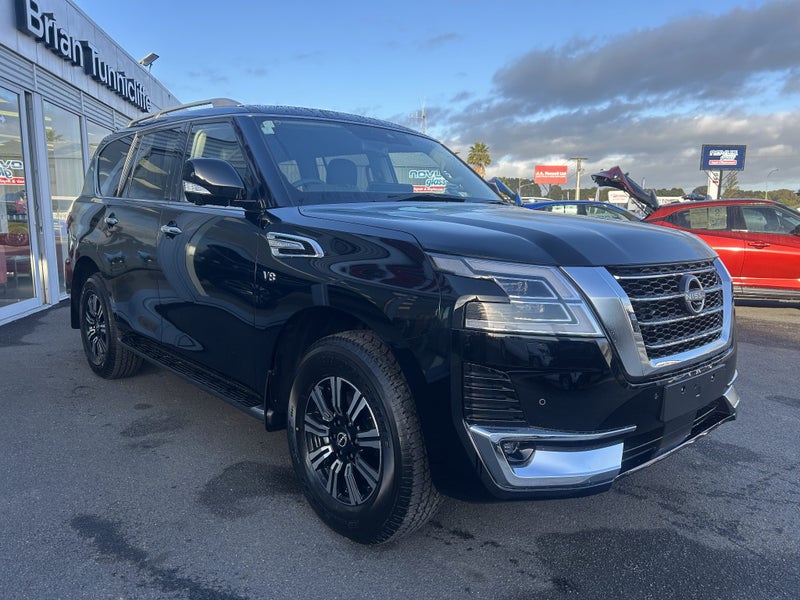 2026 Nissan Patrol Ti-L, 5.6L, V8, 4WD image 3