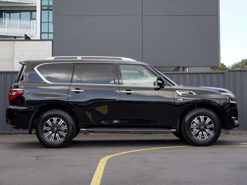 2026 Nissan Patrol Ti-L 5.6P 4WD 7AT 5Dr Wagon image 3