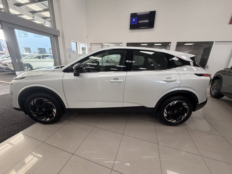 2026 Nissan Qashqai St-L E-Power 1.5Peh image 4